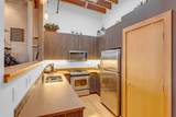 301 Court Avenue - Photo 8