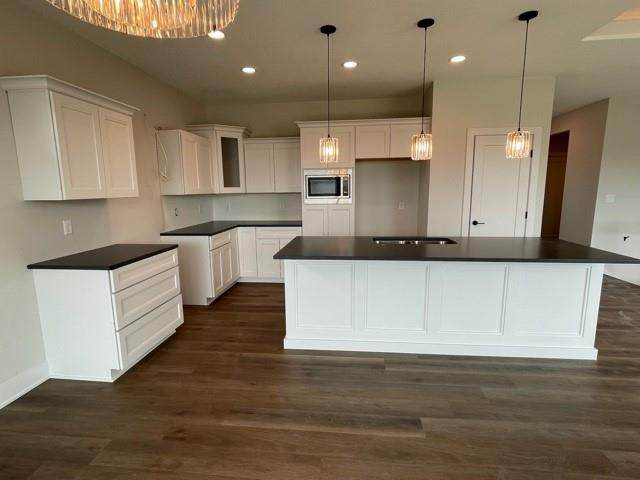 2800 Cherry Court - Photo 1
