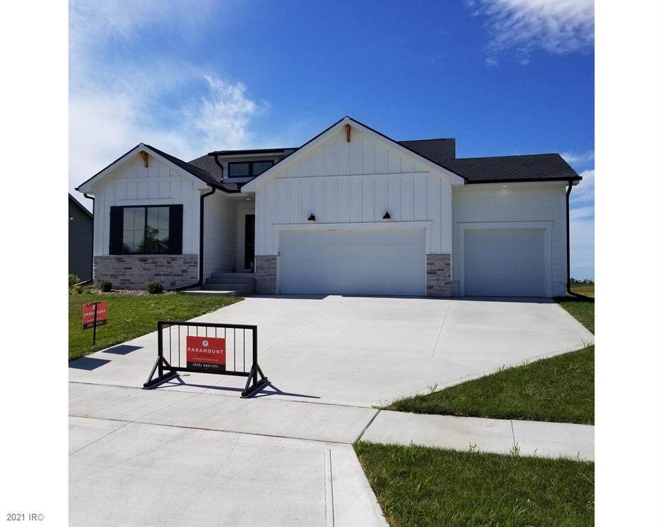 1045 Spruce Street - Photo 1