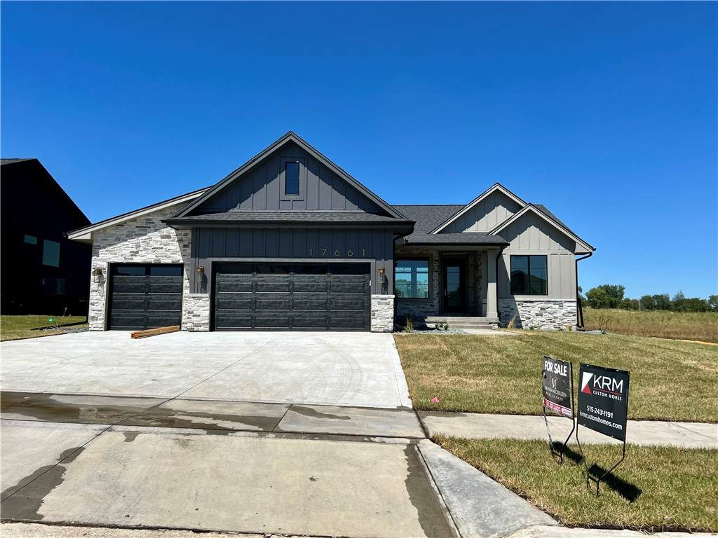 17661 Valleyview Drive - Photo 1