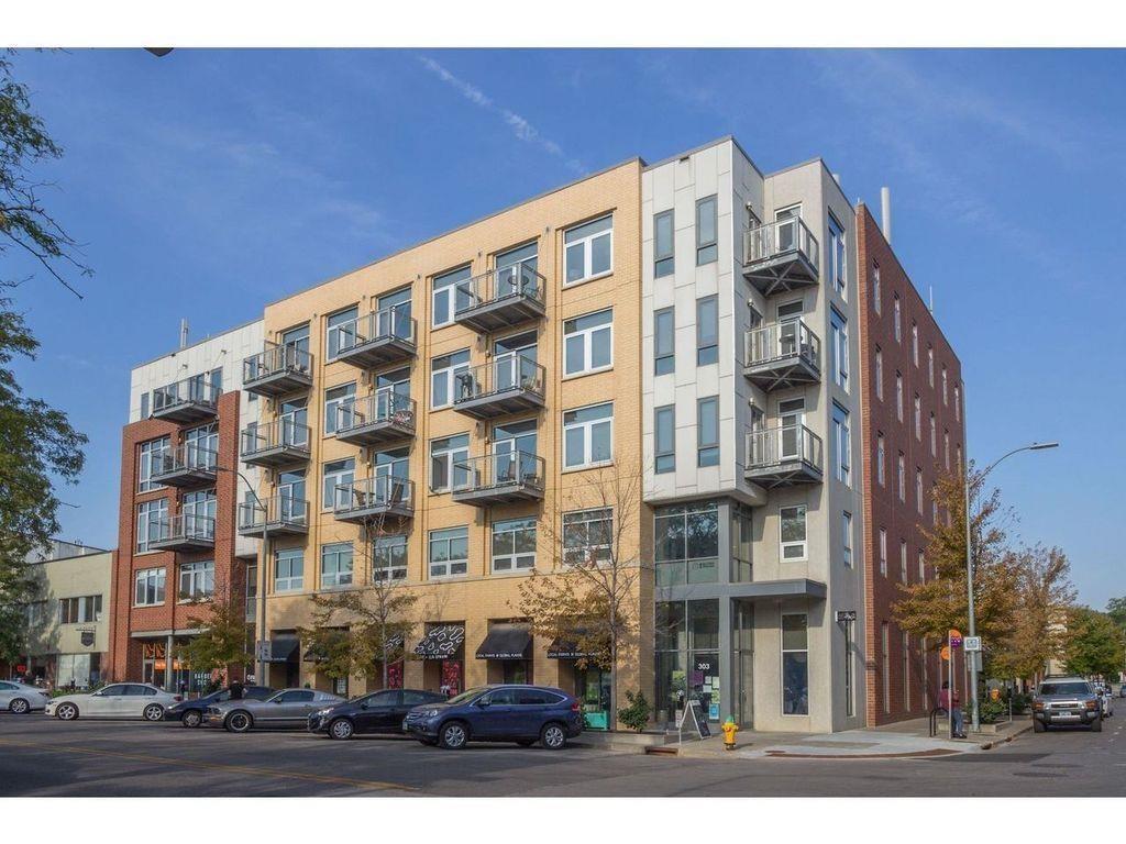 309 5th Street - Photo 1