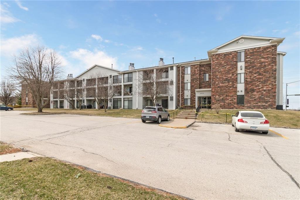 4805 86th Street - Photo 1