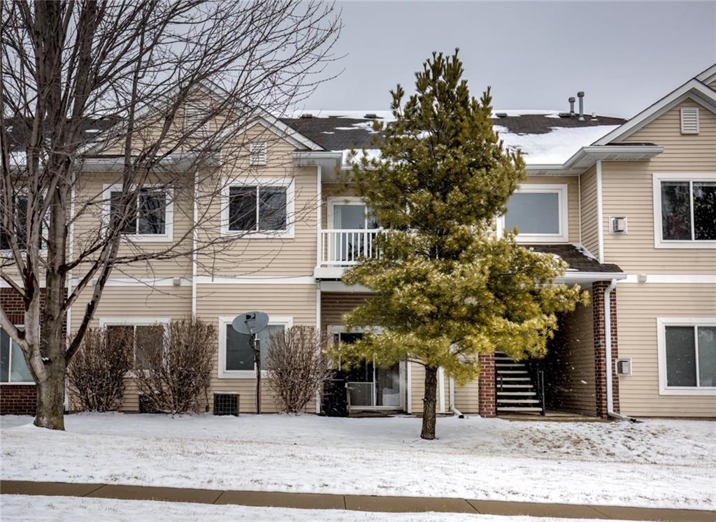 1760 La Grant Parkway - Photo 1