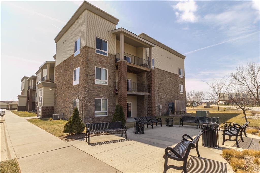 6350 Coachlight Drive - Photo 1