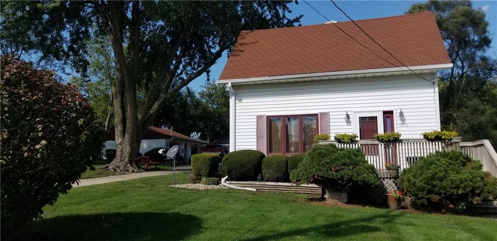 3250 Douglas Avenue - Photo 1