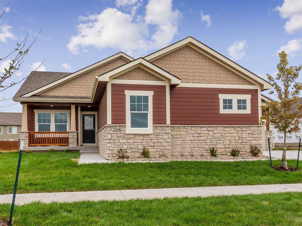 208 16th Street - Photo 1