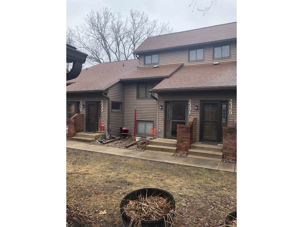 2331 Glenwood Drive - Photo 1