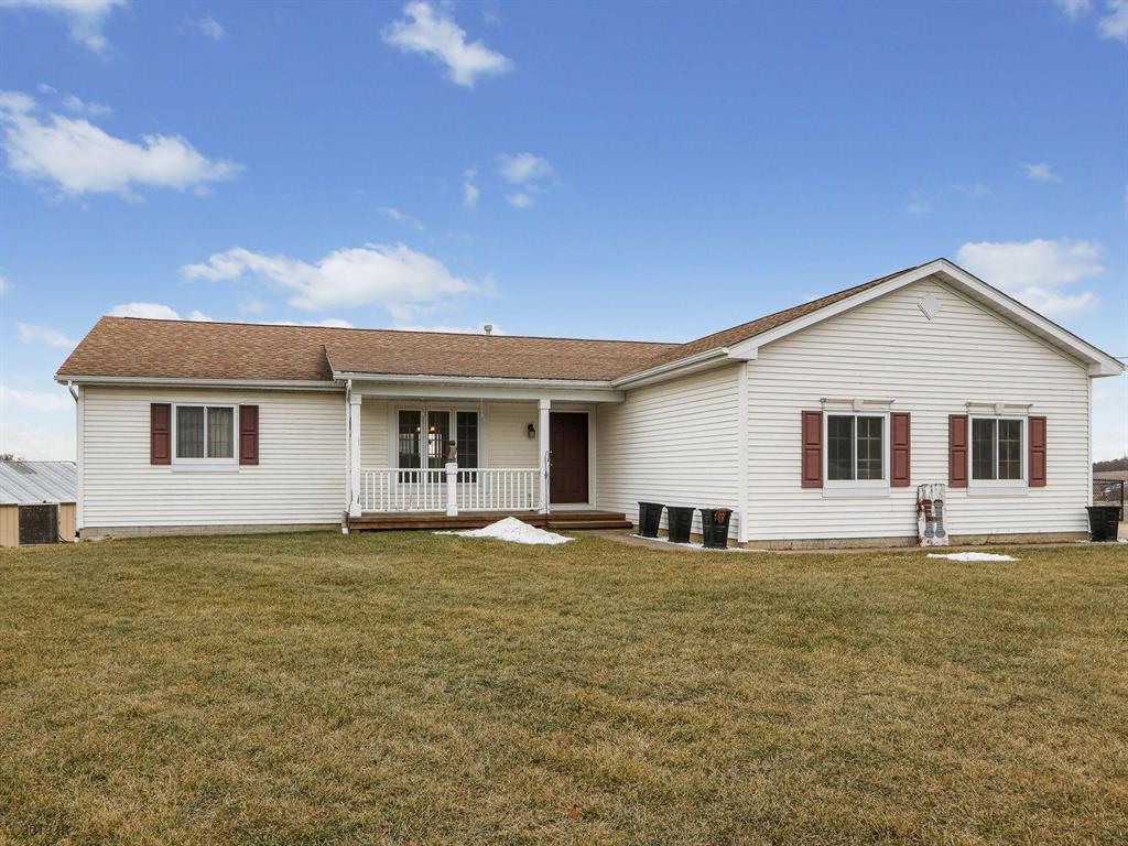 8925 95th Avenue - Photo 1