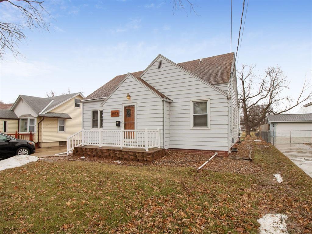 3015 50th Street - Photo 1
