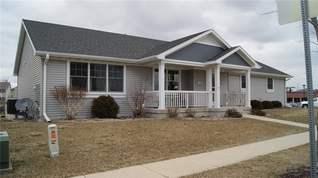 2705 Cambridge Drive - Photo 1