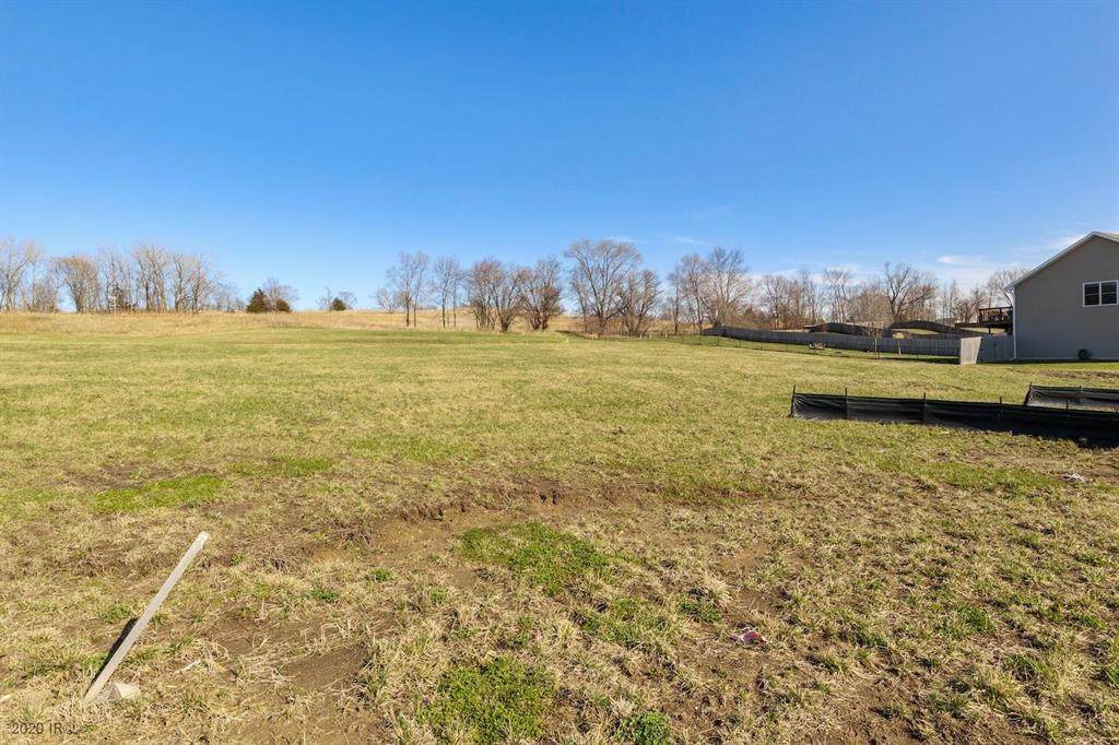1811 Crabapple Lane - Photo 1 1811 Crabapple Lane - Photo 1