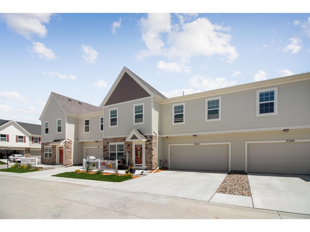 3505 Meadow Drive - Photo 1