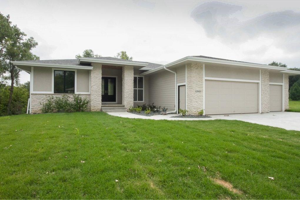 10604 74th Place - Photo 1