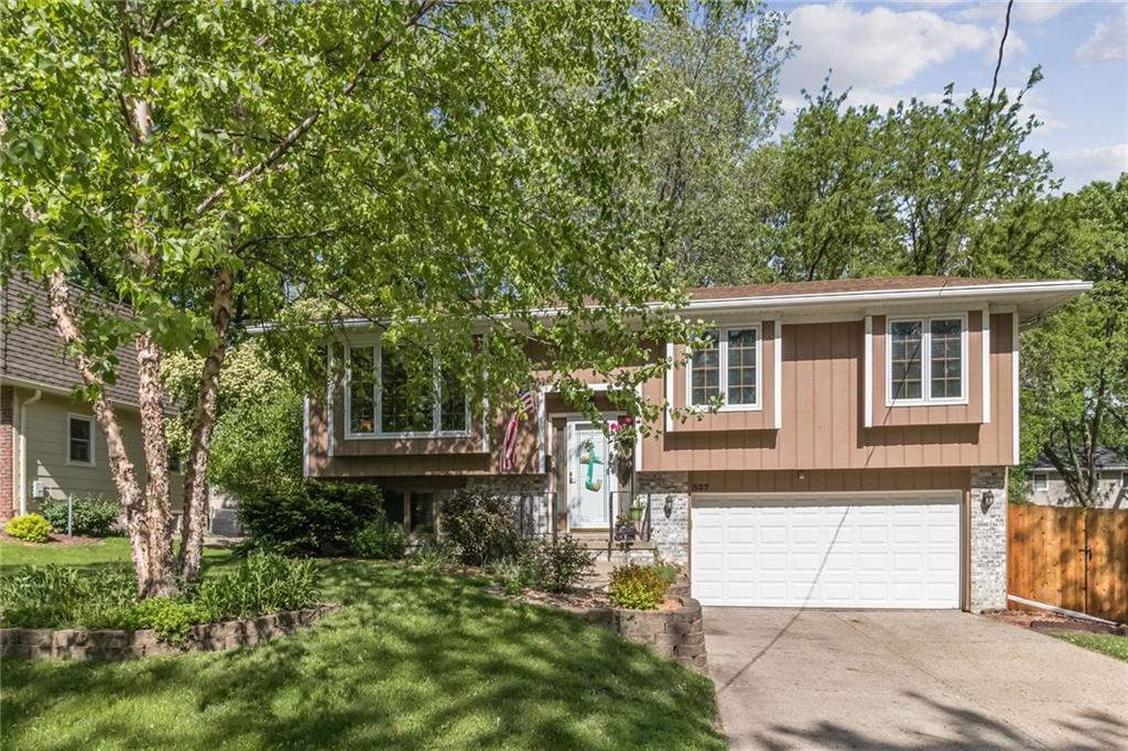 537 34th Street - Photo 1