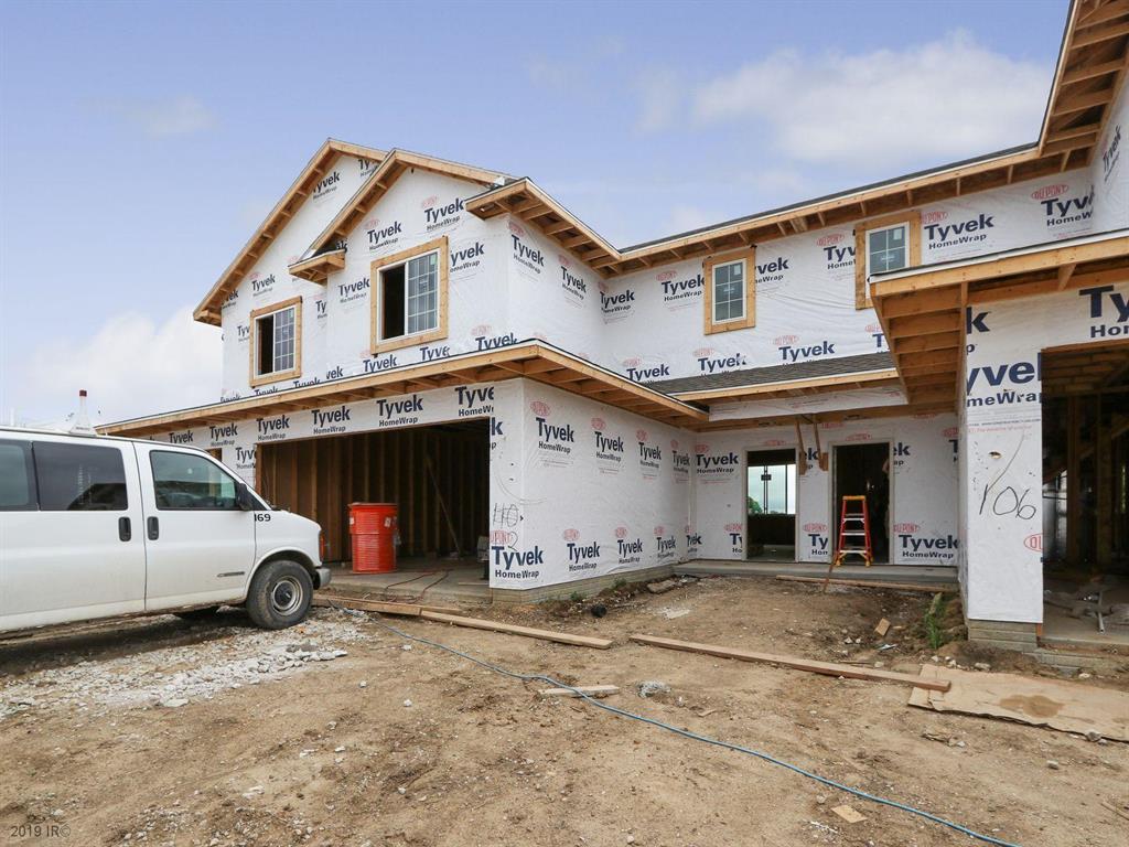 112 Braeburn Lane - Photo 1