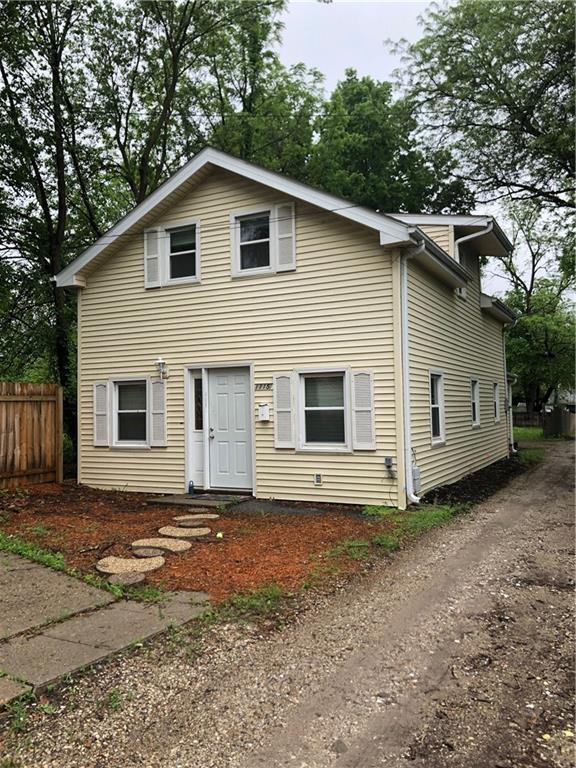 1115 1/2 Locust Street - Photo 1