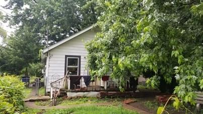 2715 Raccoon Street - Photo 1