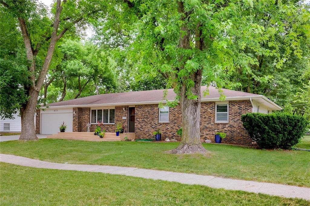 833 Sharon Drive - Photo 1
