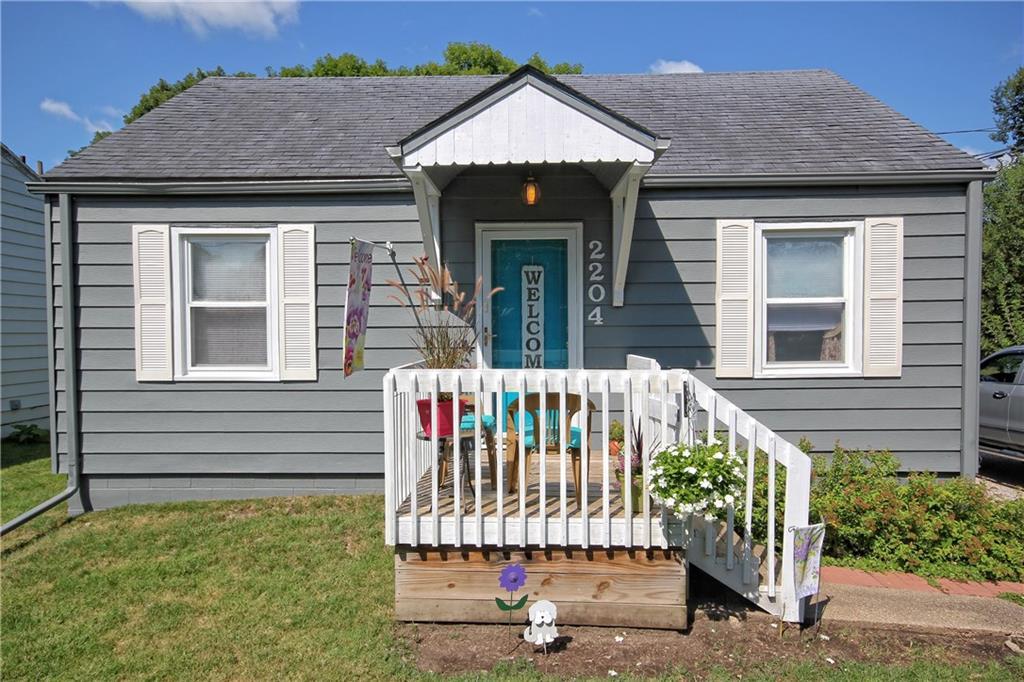 2204 40th Street - Photo 1