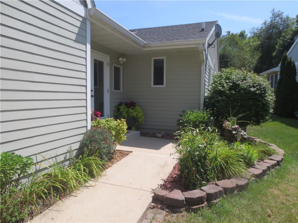 4024 Fletcher Boulevard - Photo 1