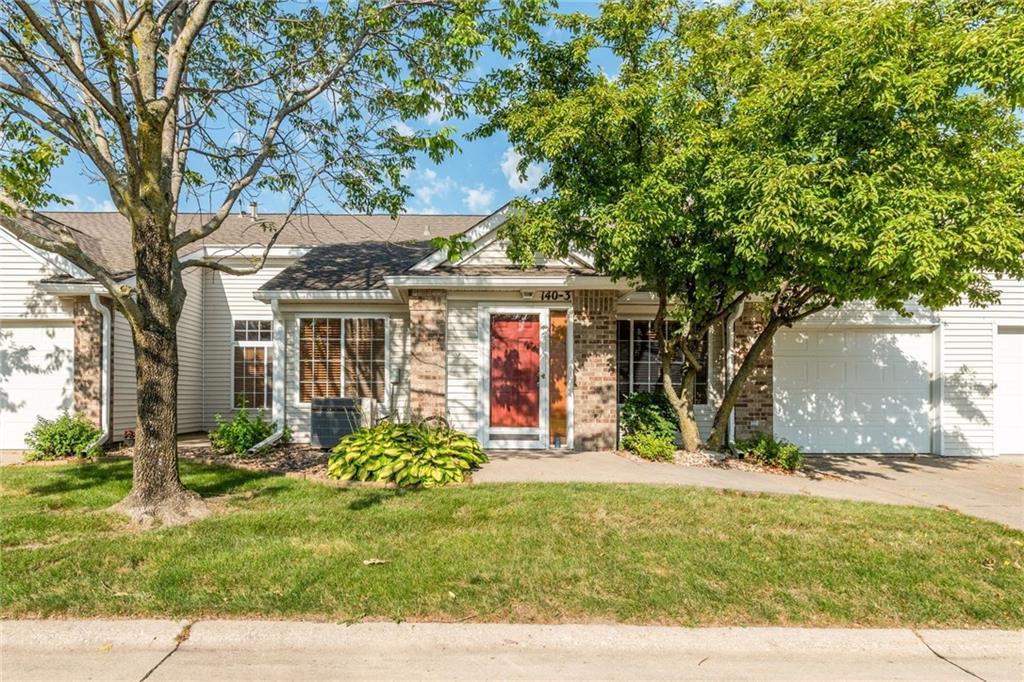 140 Georgetown Boulevard - Photo 1