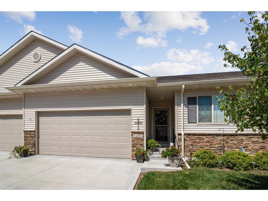 1431 Falstaff Lane - Photo 1