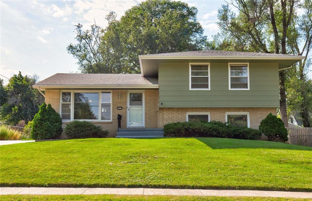 4014 69th Street - Photo 1