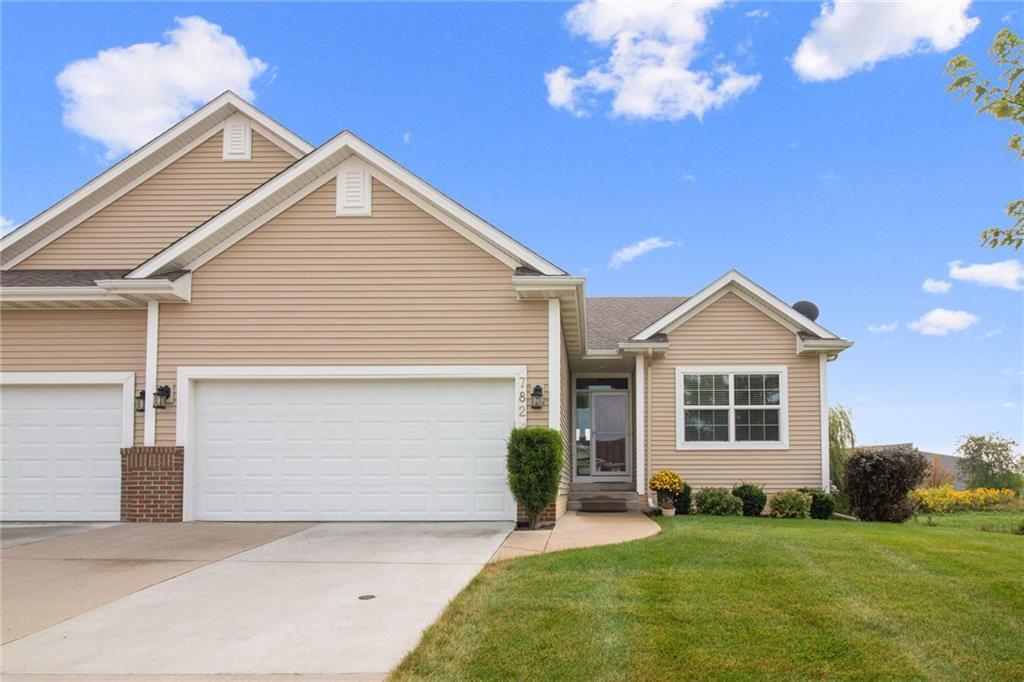 782 Waterview Circle - Photo 1