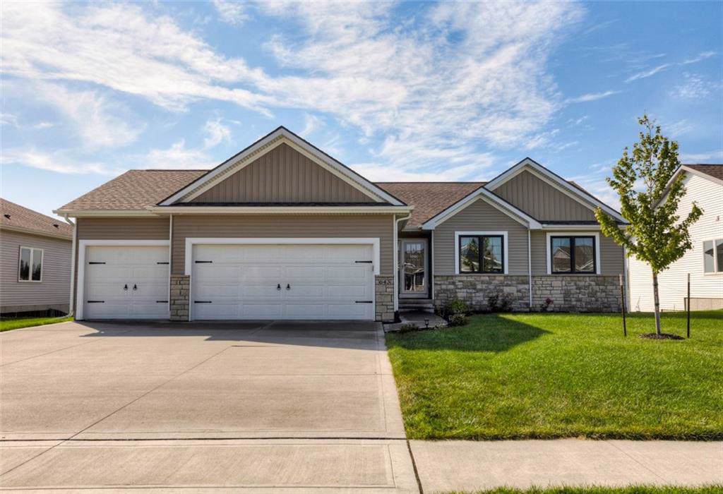 643 Autumn Crest Drive - Photo 1