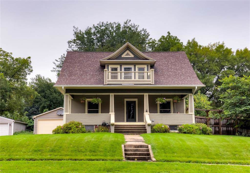 320 1st Street - Photo 1