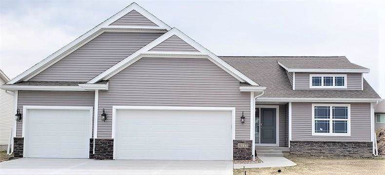 2011 Applewood Street - Photo 1