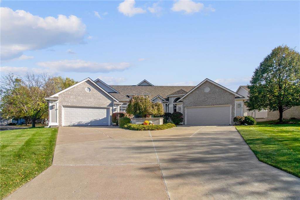 13592 Village Court - Photo 1