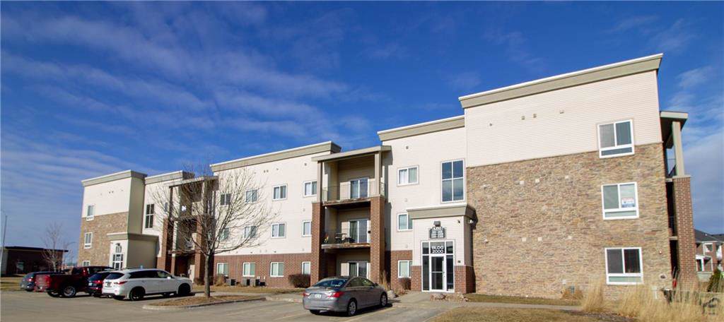 6350 Coachlight Drive - Photo 1