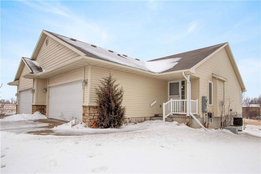 213 20th Street - Photo 1