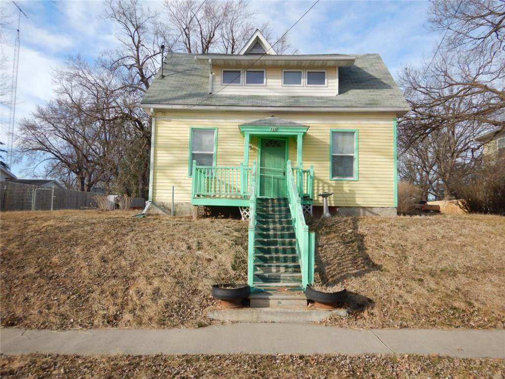 715 Van Buren Street - Photo 1