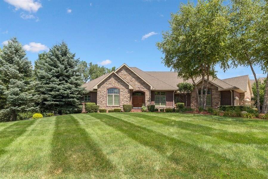 1360 Tulip Tree Lane - Photo 1