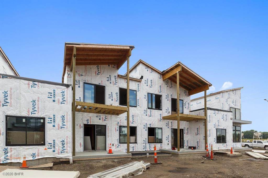 465 12th Street - Photo 1