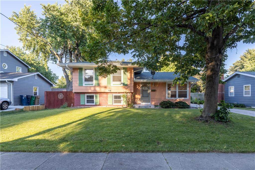 4221 67th Street - Photo 1