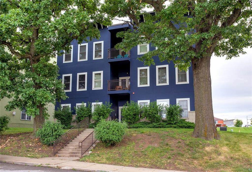 1717 Olive Avenue - Photo 1