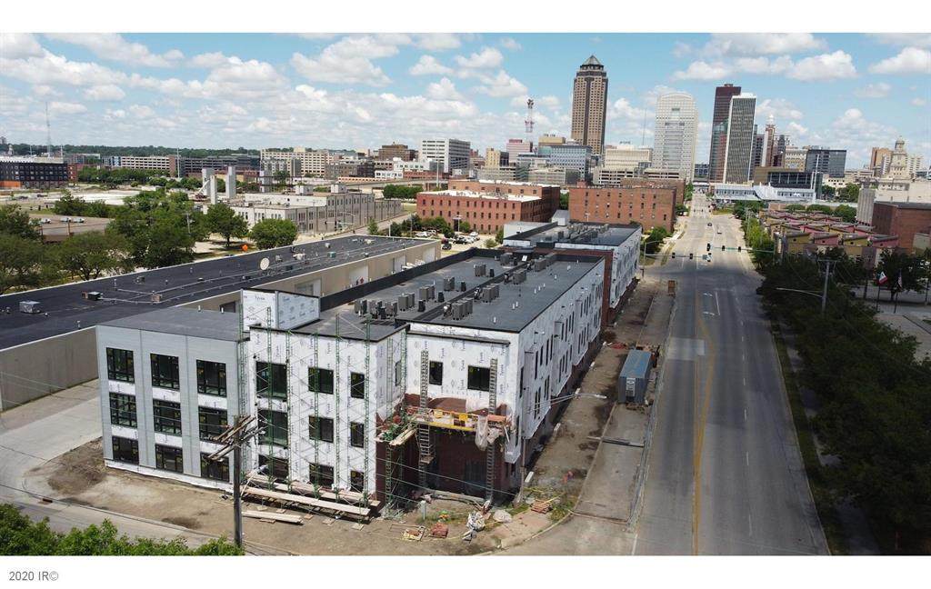 400 7th Street - Photo 1