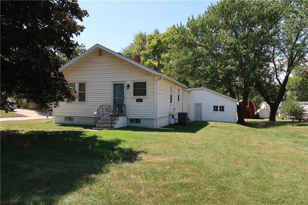 1001 8th Street - Photo 1