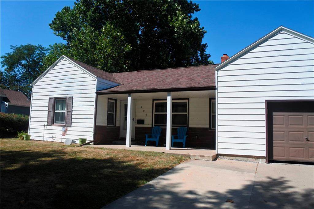 901 Robinson Street - Photo 1