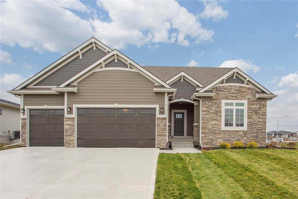 1901 Timberview Drive - Photo 1