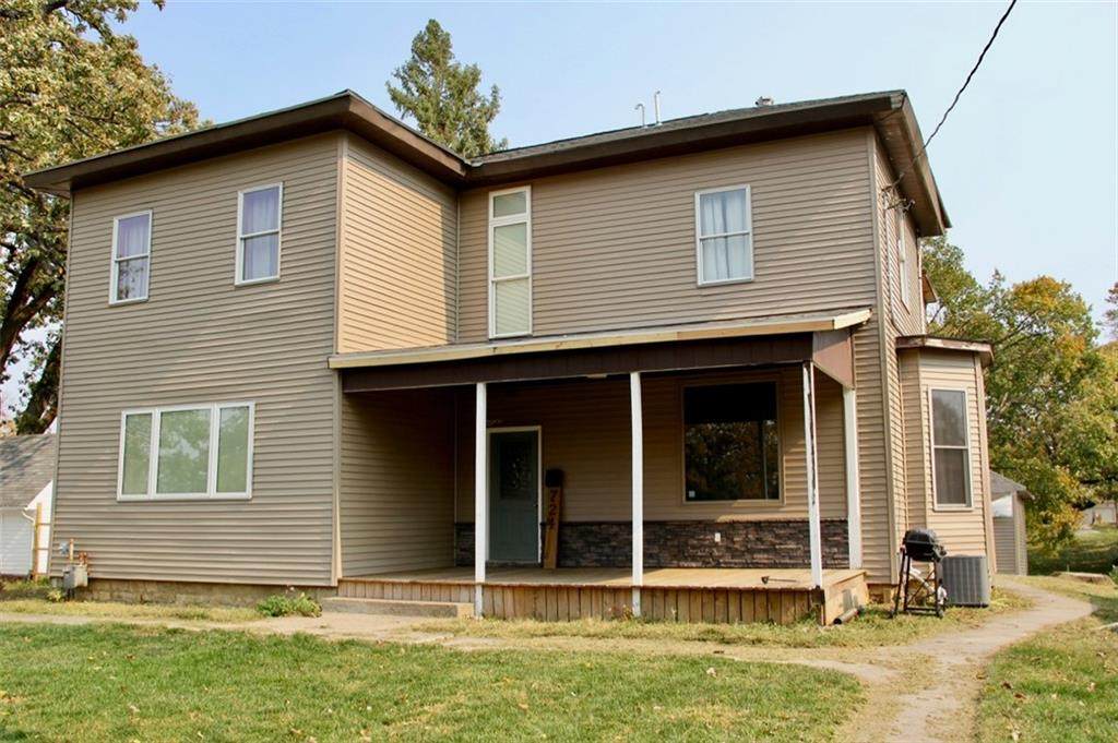 724 4th Street - Photo 1