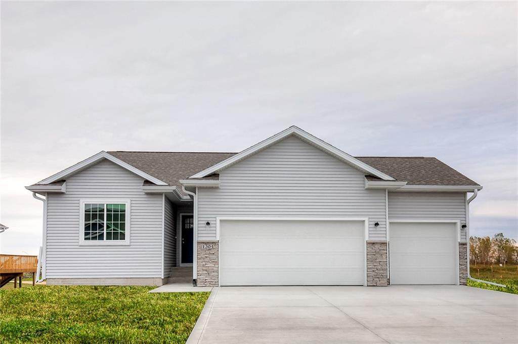 605 Sunset Drive - Photo 1