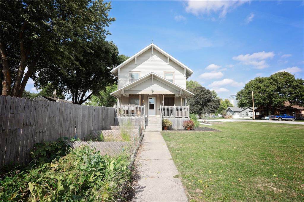 602 Third Street - Photo 1