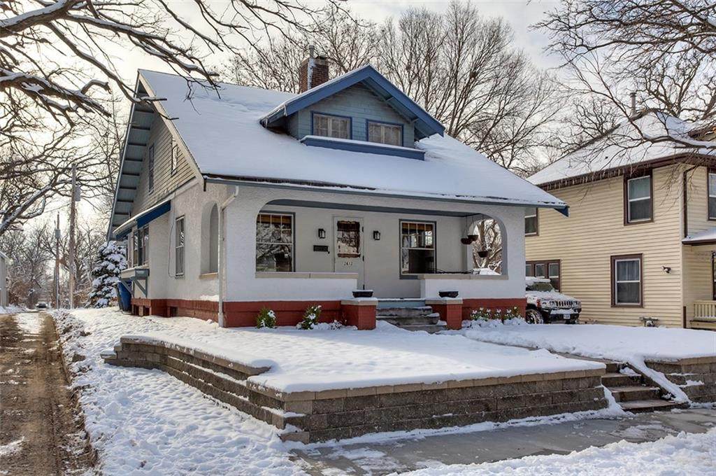 2612 Kingman Boulevard - Photo 1