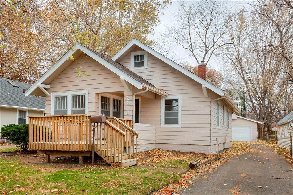 2212 34th Street - Photo 1