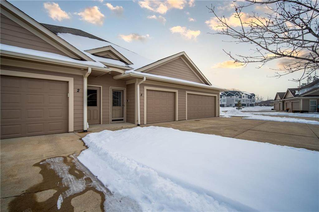 2506 Oak Drive - Photo 1