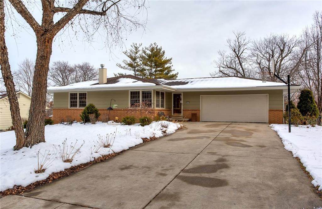 1237 29th Street - Photo 1